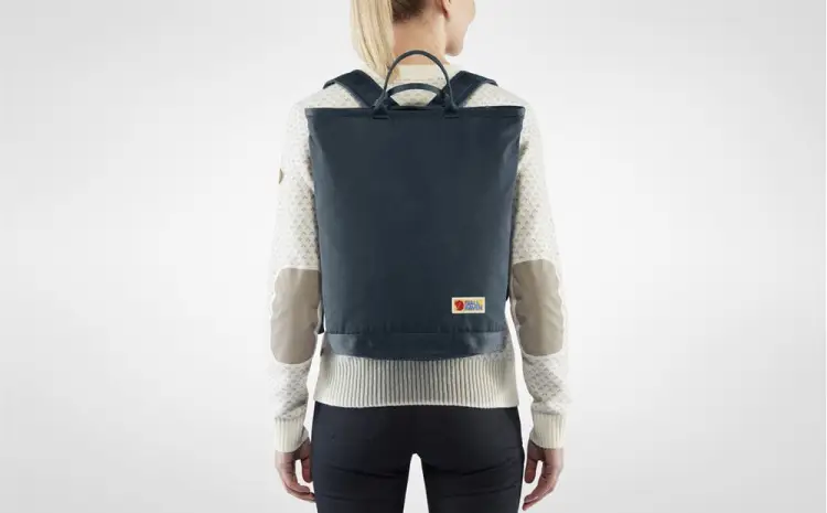 f27240_ss20_a_vardag_totepack_fjaellraeven_21.jpg